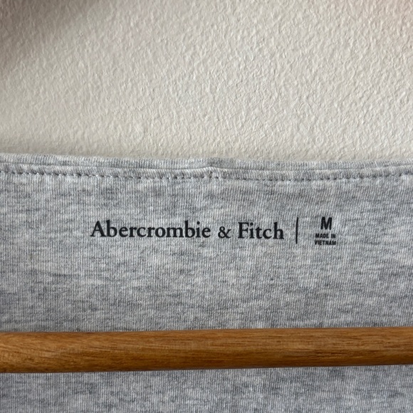Abercrombie & Fitch Gray Short Sleeve Bodysuit - Picture 2 of 4